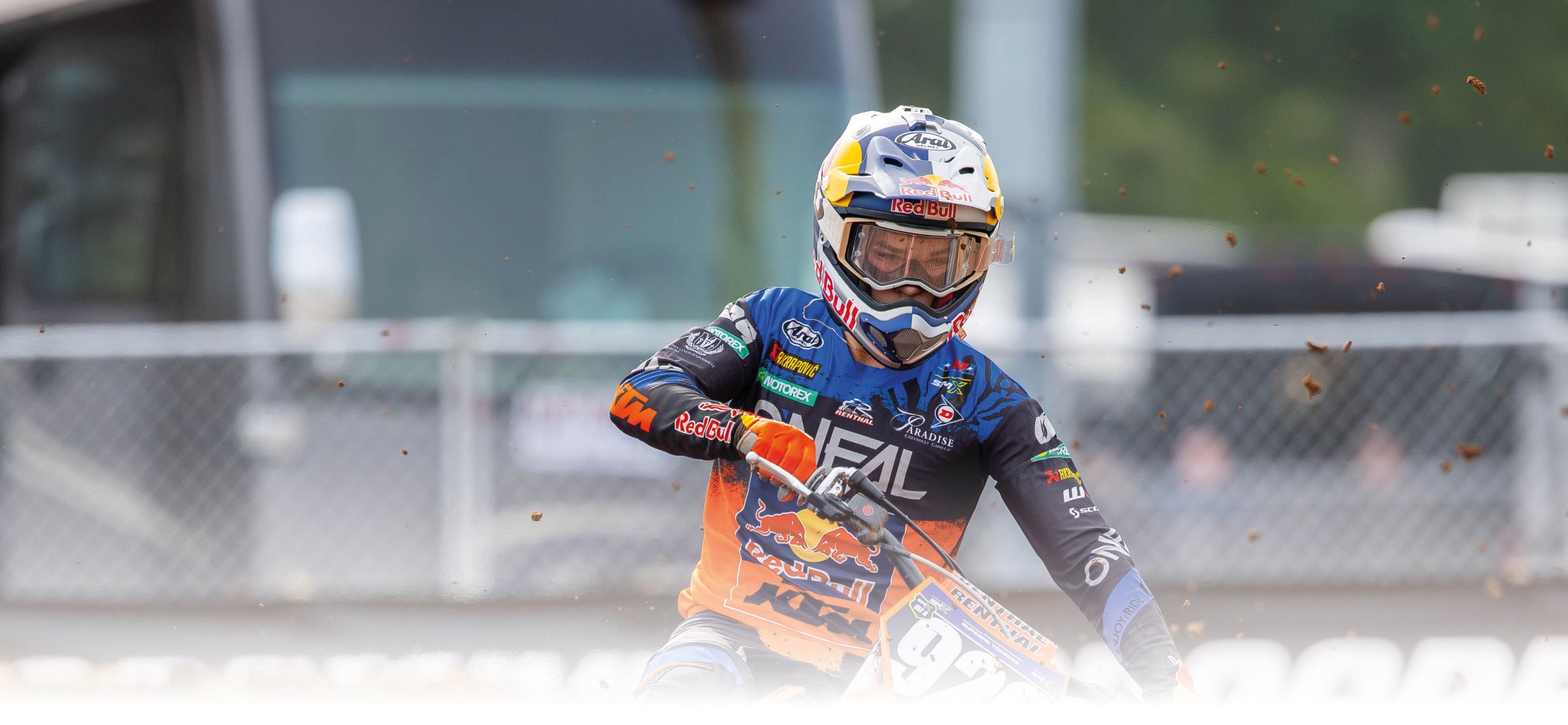 ARAI  MX V EVO